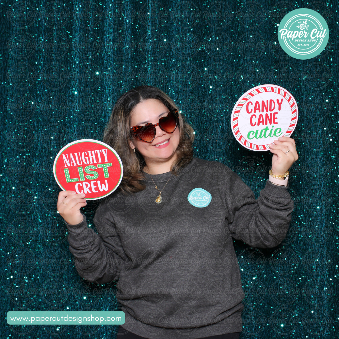 Red Round Christmas Props Bundle